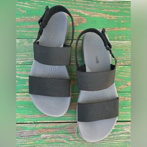 Clarks Sandals Womens 9 M Arla Jacory Wedge Open Toe Slingback Gray Shoes
